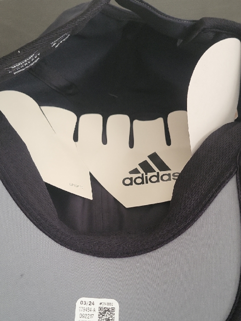 Adidas Black Performance Aeroready Cap with Reflective Logo - Picture 6 of 7